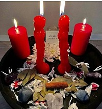 Le rituel d'amour puissant avec photo est une pratique ancestrale utilisée pour manifester l'amour véritable et attirer une relation harmonieuse. Ce rituel combine des éléments spirituels et visuels pour amplifier l'énergie de l'amour et renforcer les intentions de cœur. En utilisant une photo personnelle ou celle de votre partenaire, vous créez un lien énergétique puissant qui peut influencer positivement votre vie amoureuse. Apprenez à exécuter ce rituel avec intention, concentration et confiance pour attirer l'amour, raviver une relation ou renforcer les liens existants. Découvrez les étapes simples et efficaces pour réaliser un. rituel d'amour puissant avec photo et transformez votre vie amoureuse dès aujourd'hui.